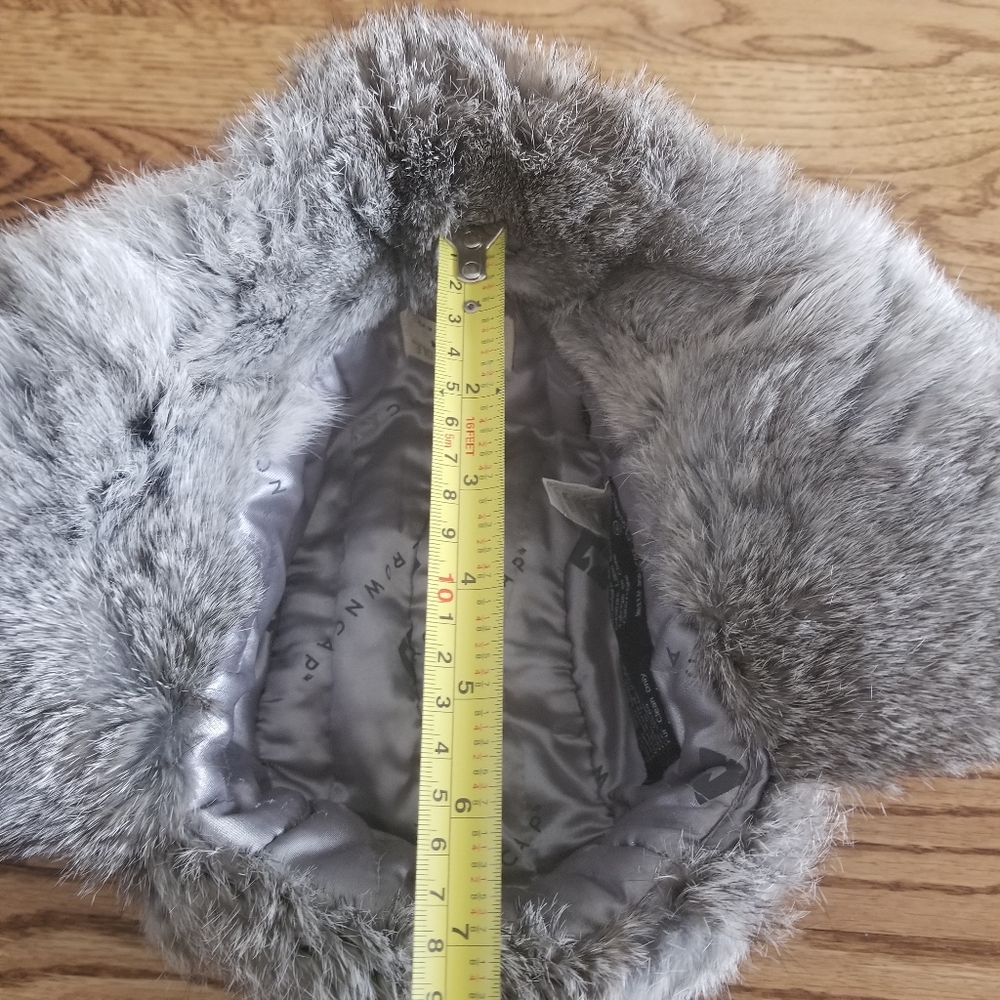 Crown Cap with Rabbit Fur Trim - Picture 11 of 11